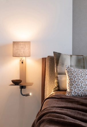 it's about RoMi Florence Wandlamp met Leeslamp - Bruin / Dark Linnen